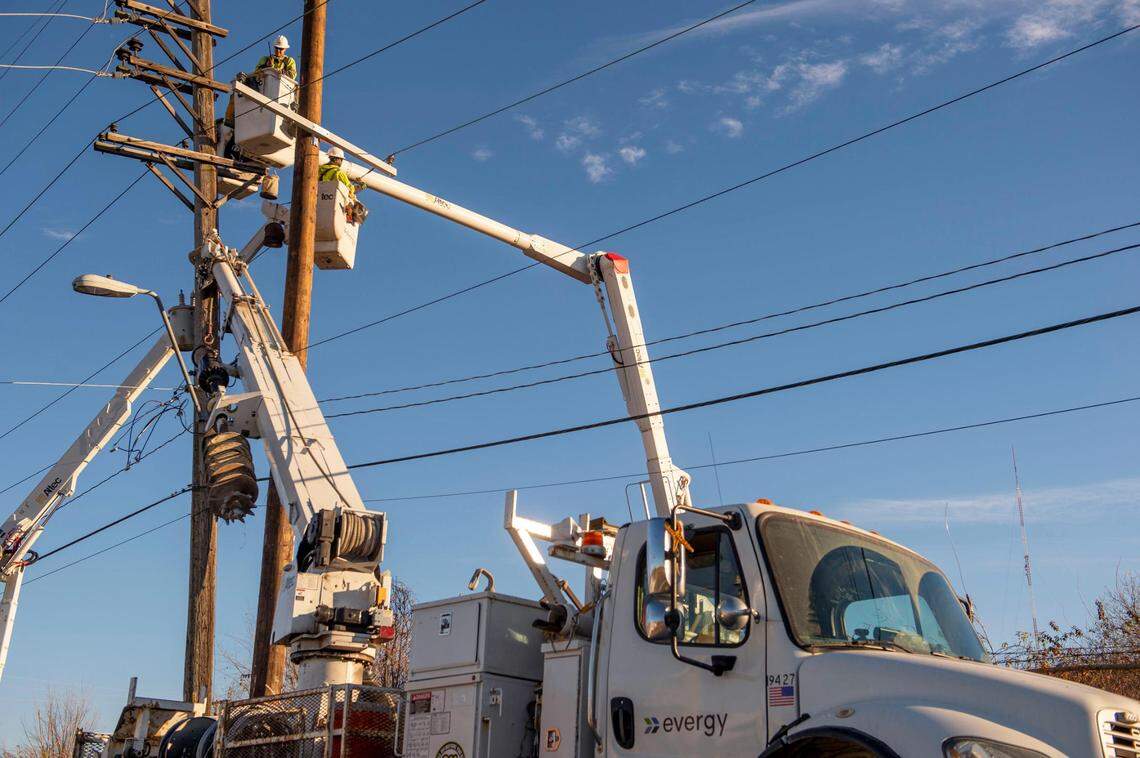 Thousands without power after powerful thunderstorms sweep through ...