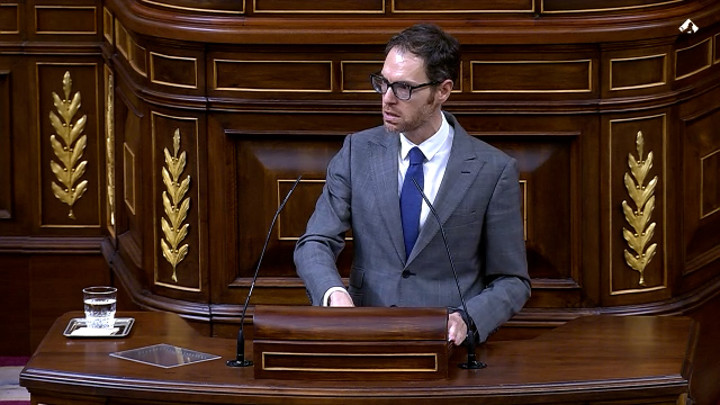 El PP defiende en el Congreso su ley anti okupas entre acusaciones de ...
