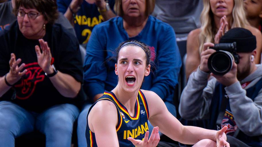 Caitlin Clark's animated sideline exchange with Fever coach caught on camera