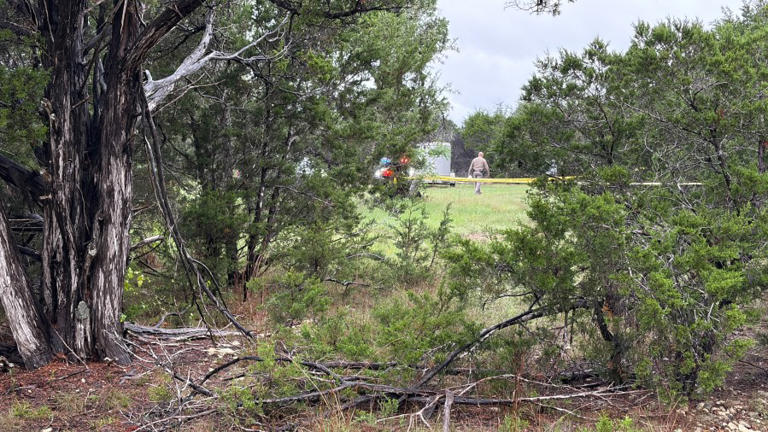 Report details what happened in Texas plane crash that killed 5