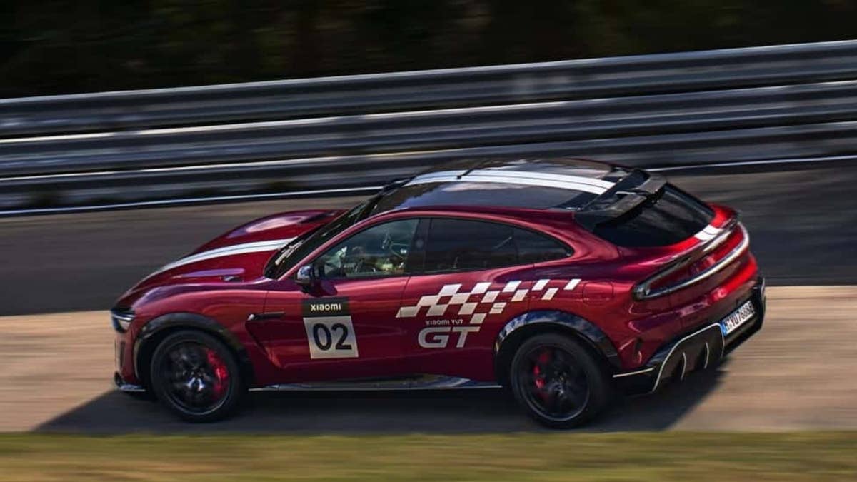 Xiaomi sets Nürburgring’s first driverless lap record, but not the ...