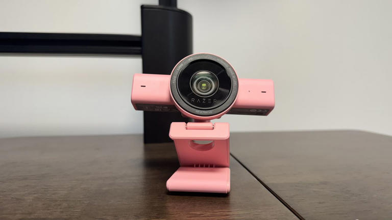 Razer's new pink 4K webcam looks more interesting than it is, and that ...