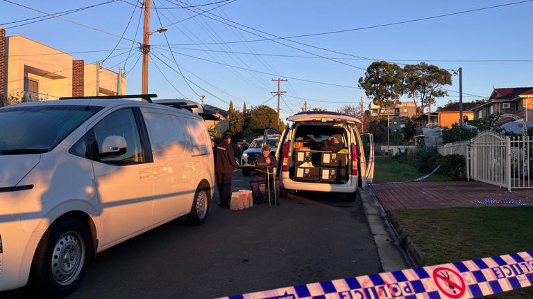 Man dead, four injured in Canley Heights shooting believed to be linked ...
