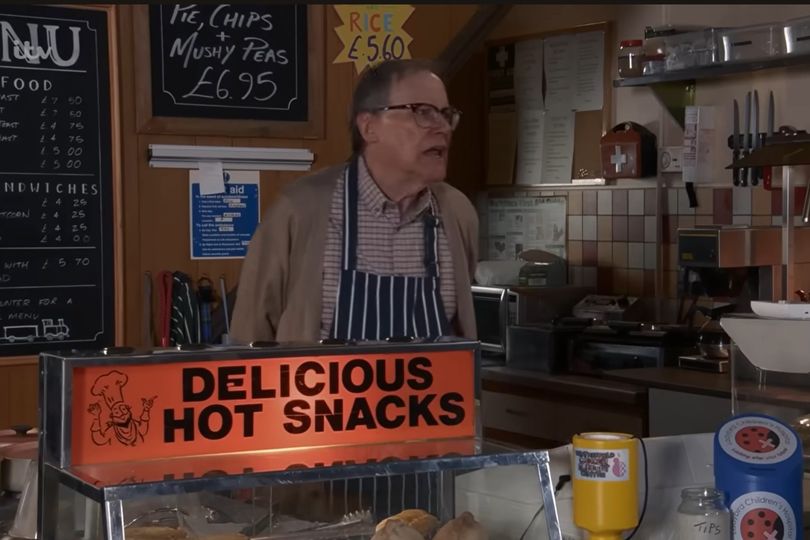 Coronation Street fans baffled by same thing as Roy's Rolls reopens ...