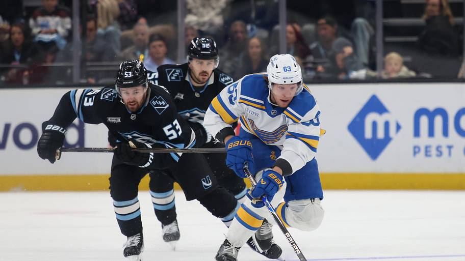 How does season finale victory set the tone for the offseason?