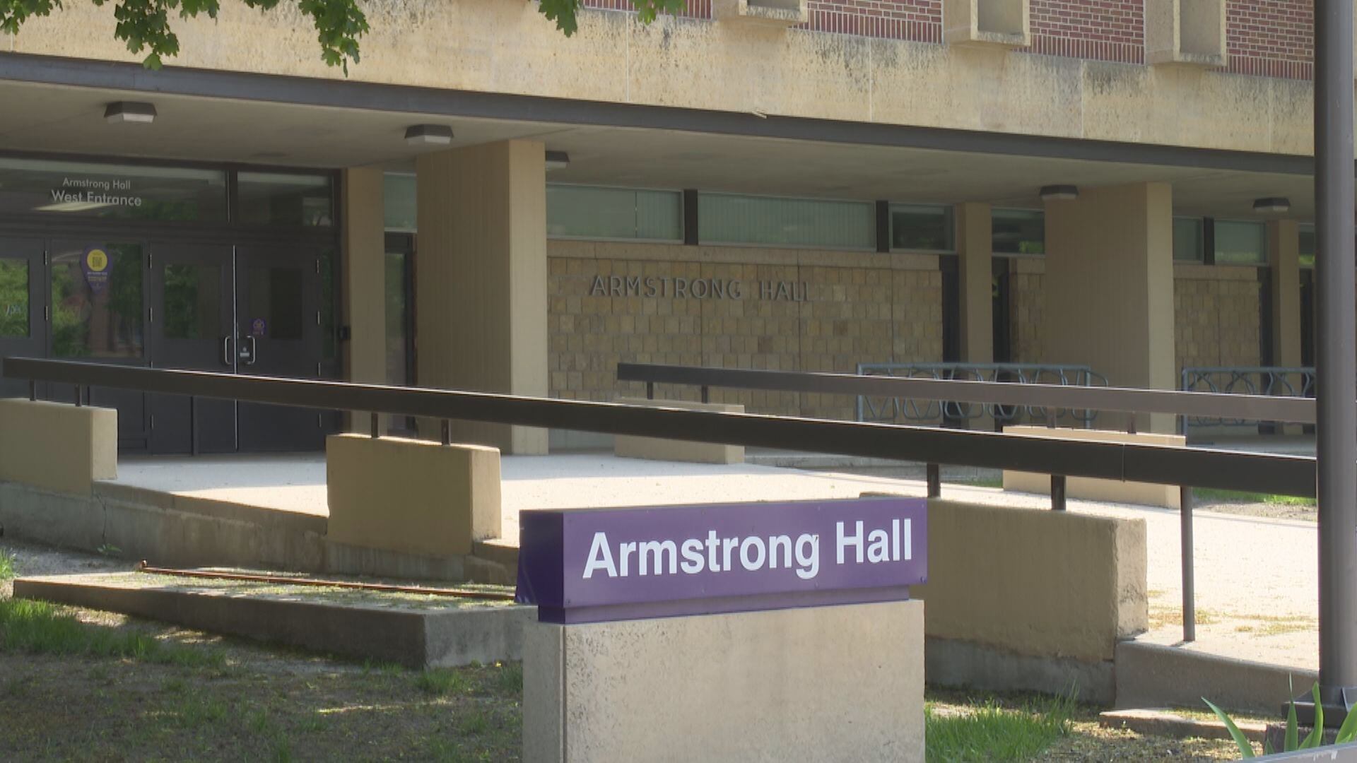 Bonding bill passes without funding for MSU’s Armstrong Hall