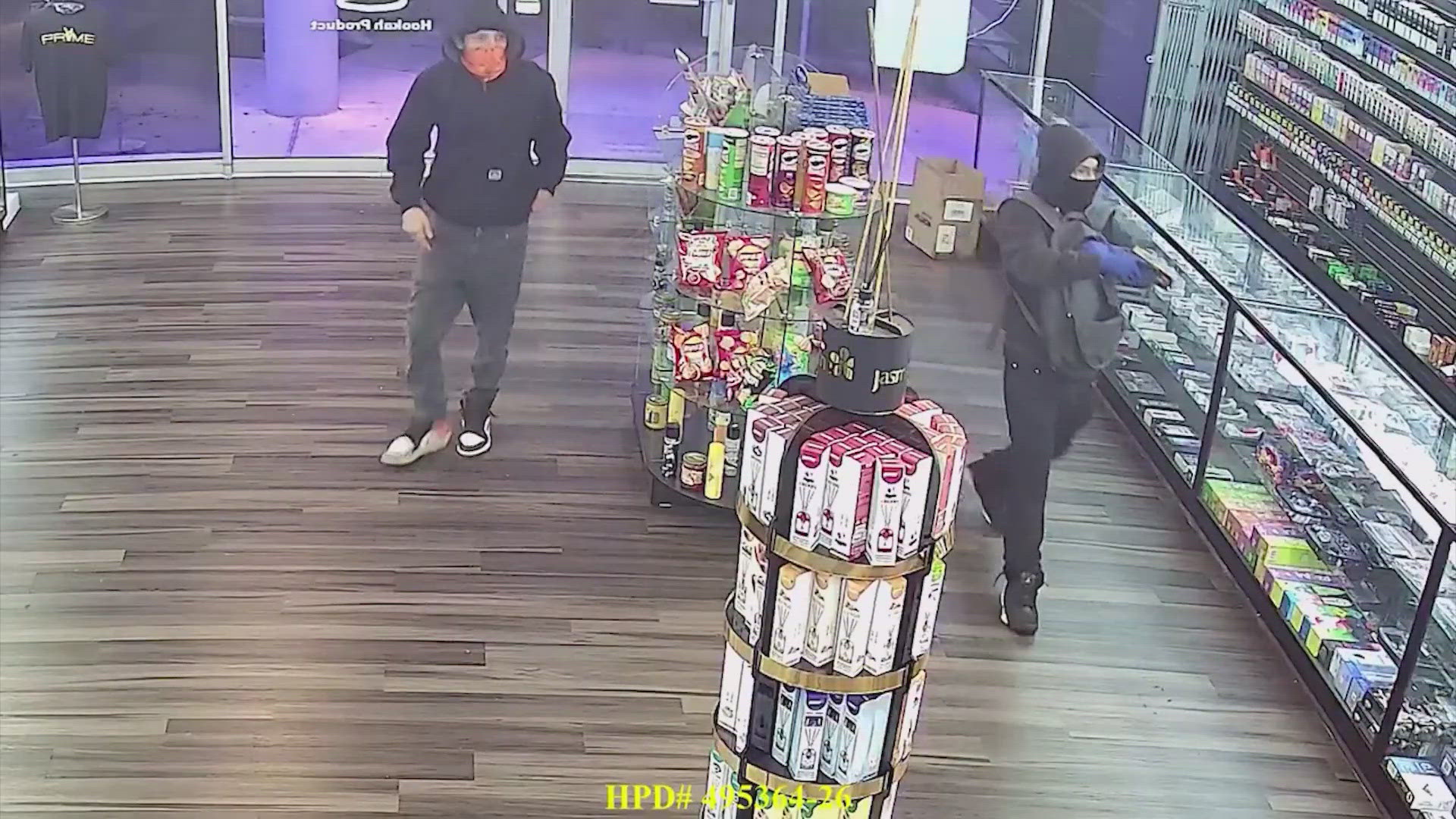 2 wanted in violent smoke shop robbery in NW Houston