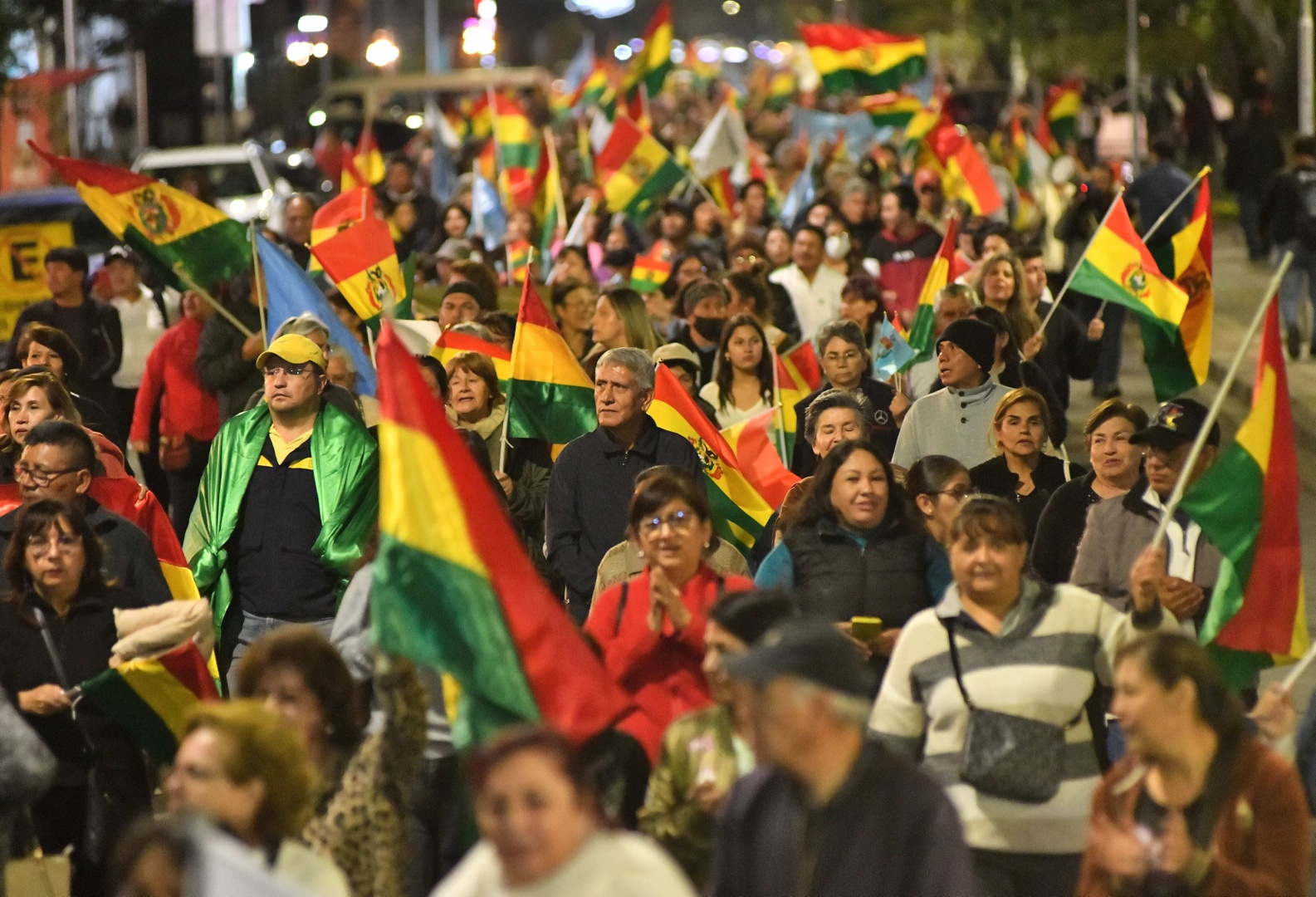 Una movilización en el centro de Bolivia exige el cese de los bloqueos ...
