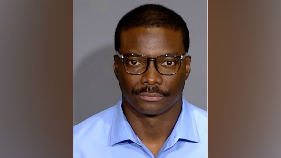 12-year IMPD veteran sentenced to federal prison for distributing ...