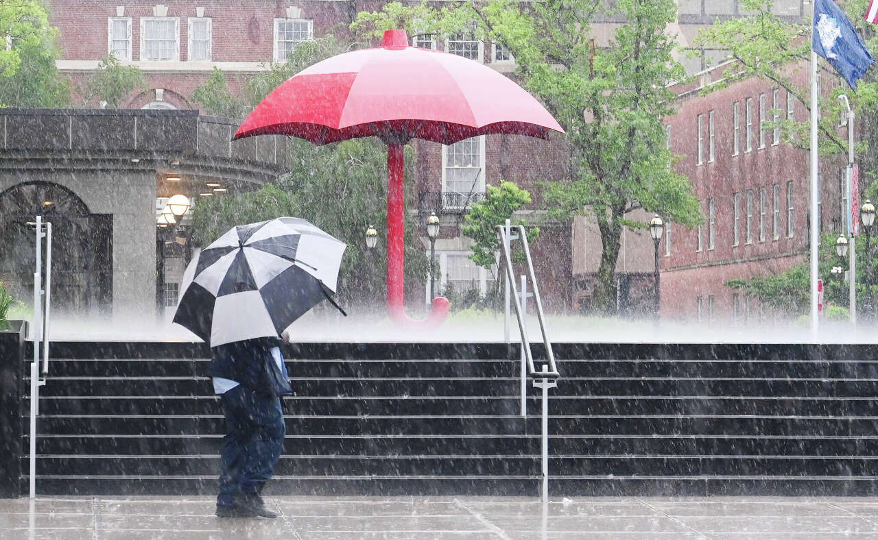 Severe thunderstorm warning issued for parts of northern Connecticut