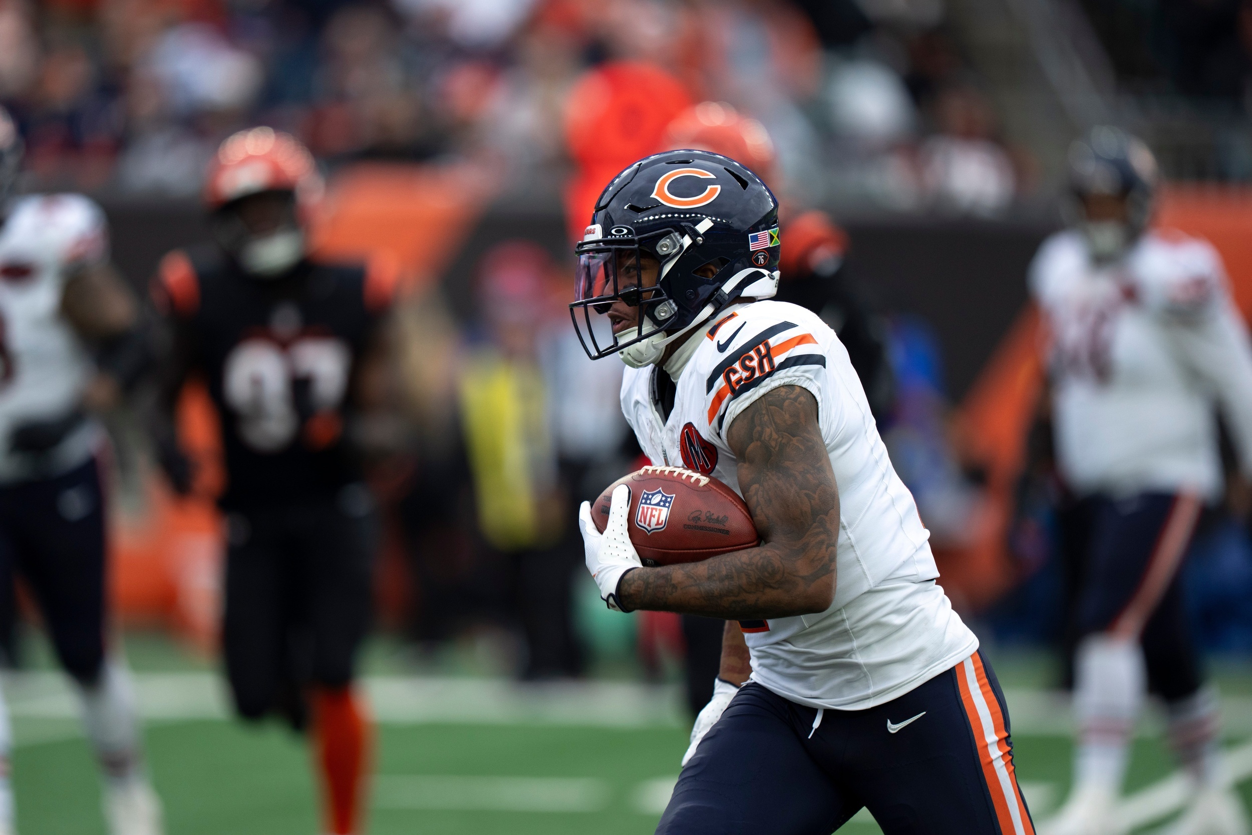 Josh Allen has glowing praise of new Bills WR DJ Moore