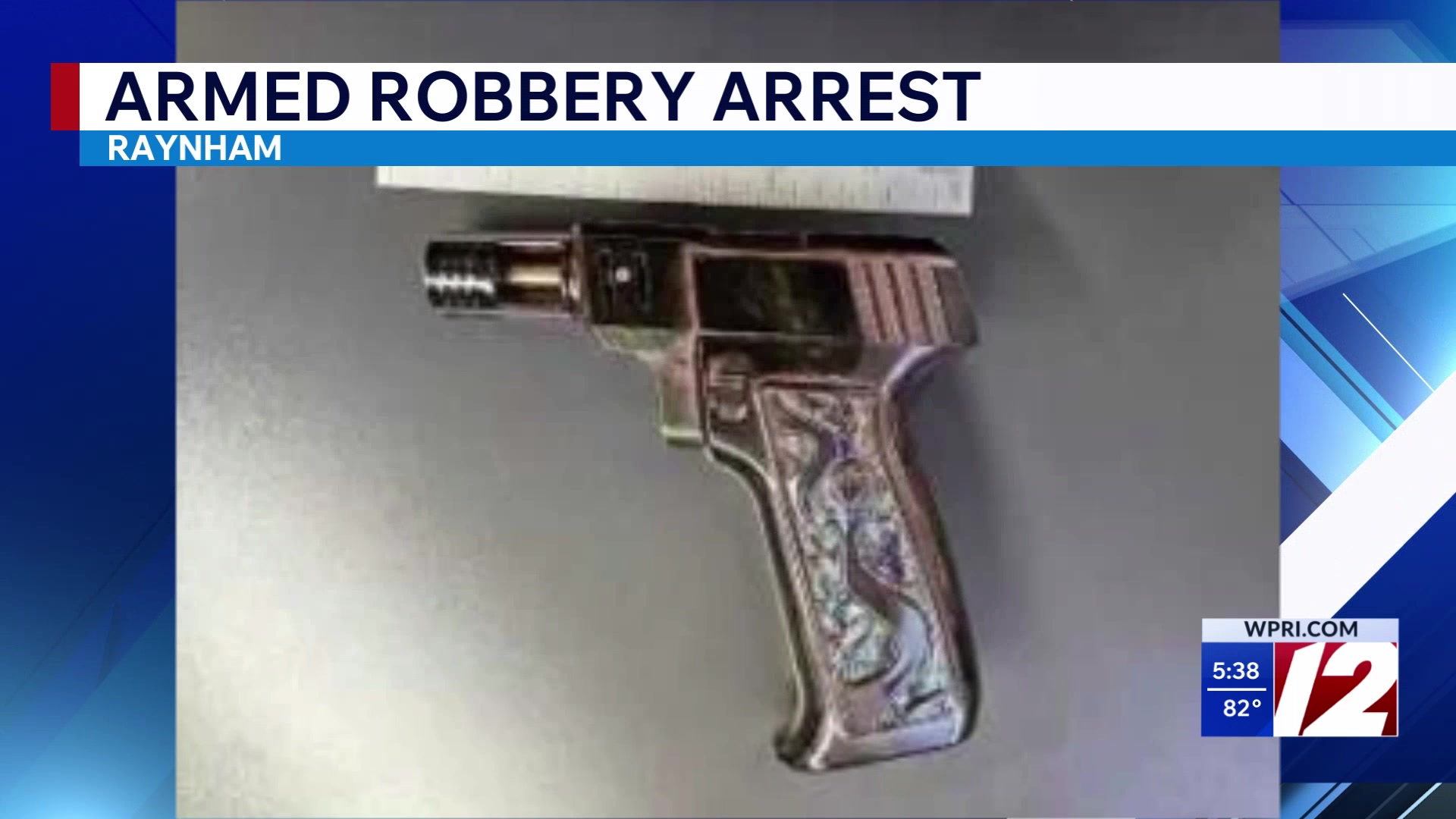 Raynham man accused of threatening clerk with replica gun during robbery