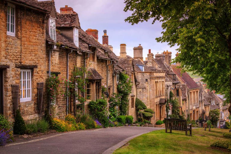 I visited the prettiest Cotswolds less than 1 hour from Gloucester ...