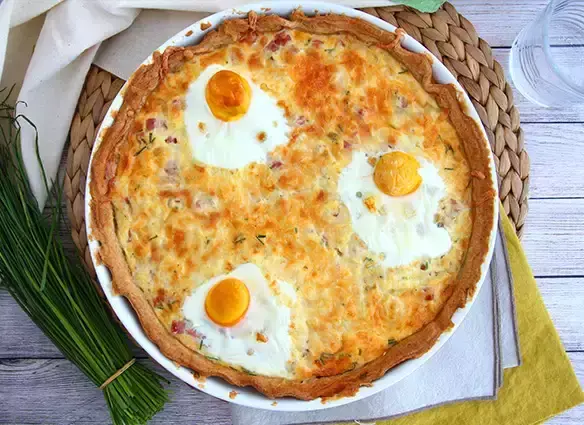 Quiche met ei en ham