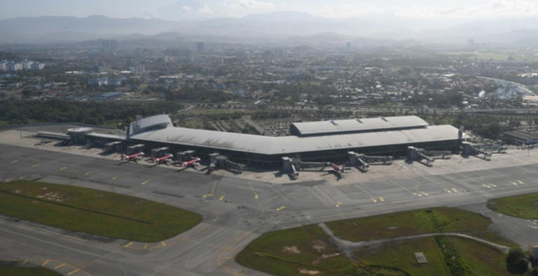 RMAF fighter jet makes emergency landing after engine issue at KKIA