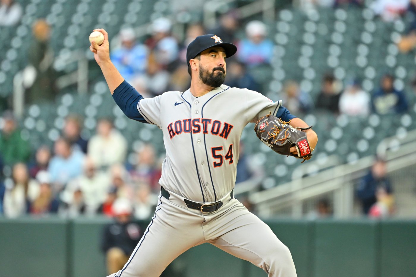 Paredes' 2-run homer in the 1st inning powers Astros to a 2-1 win over ...