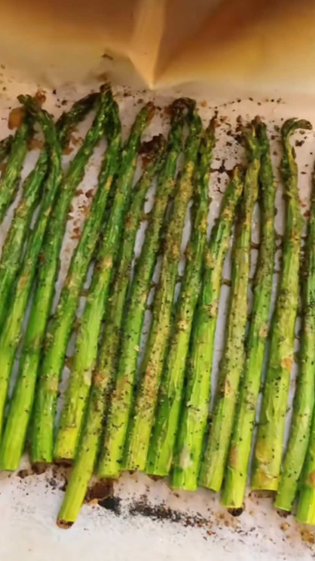 Healthy side dish ideas start with this easy asparagus recipe