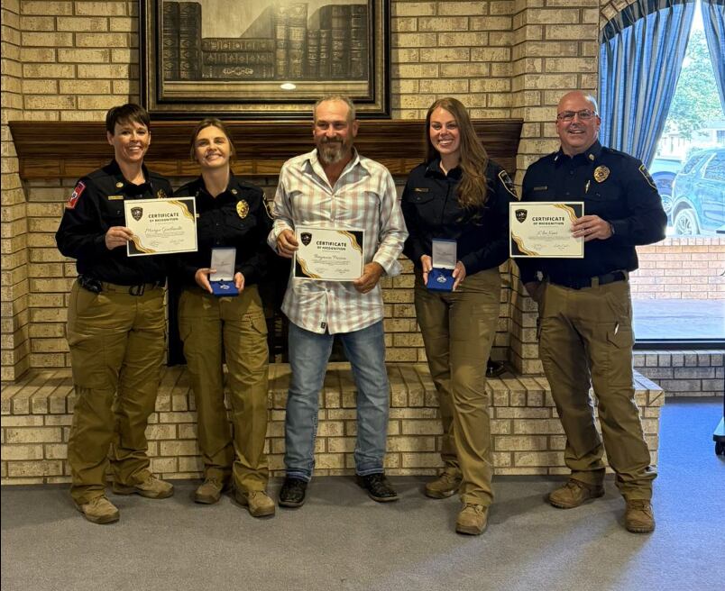 Seminole honors first responders, bystanders for saving life