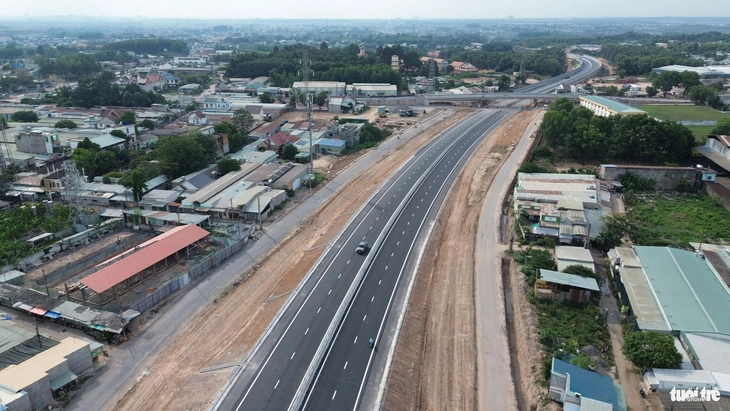 Kiến nghị đưa vào khai thác nút giao Long Thành để kết nối vào cao tốc Biên Hoà-Vũng Tàu nhanh hơn