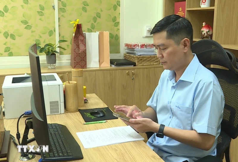 Đảng viên thực hành nêu gương trên mạng xã hội: Trách nhiệm sàng lọc thông tin