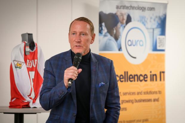Arsenal legend helps raise thousands for charity at Hampshire event