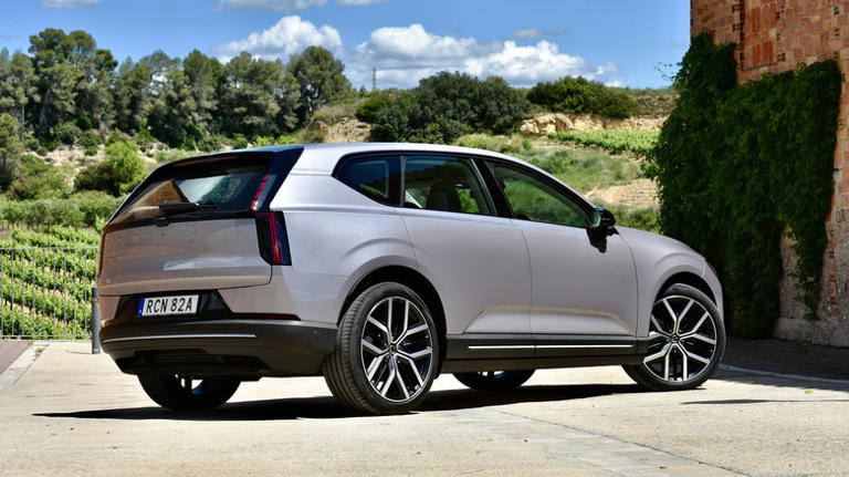 Driving Volvo's new EX60 reset my expectations (and changed which model ...