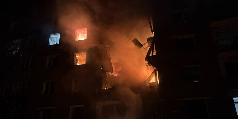 Russian strike on Konotop in Sumy Oblast destroys five-story building