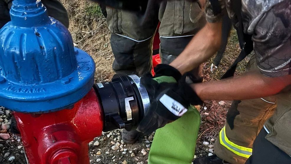 Greenevers Volunteer Fire Department trains on hydrant hookups and hose ...