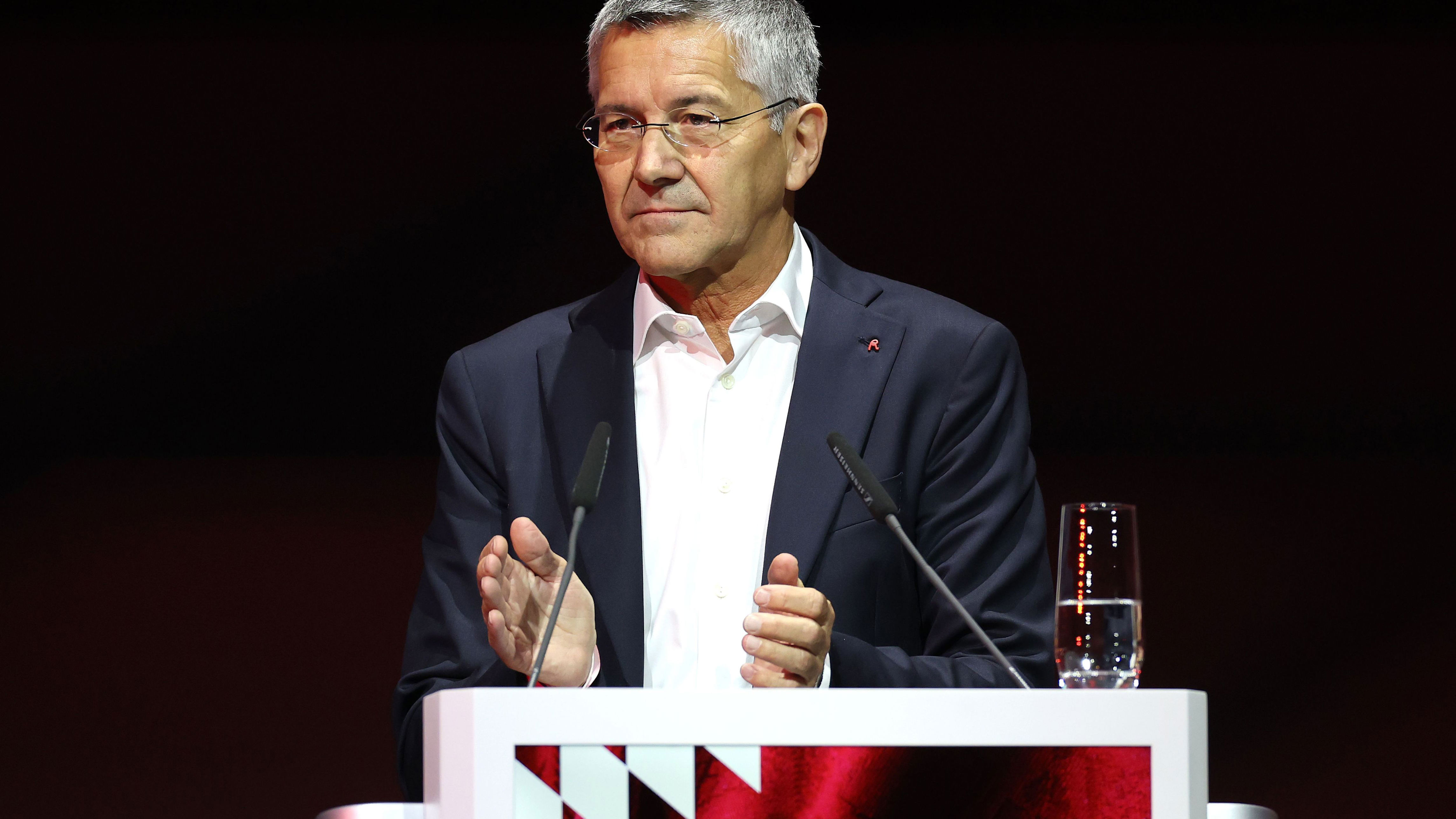 'There's only one club they admire': FC Bayern's Herbert Hainer ...
