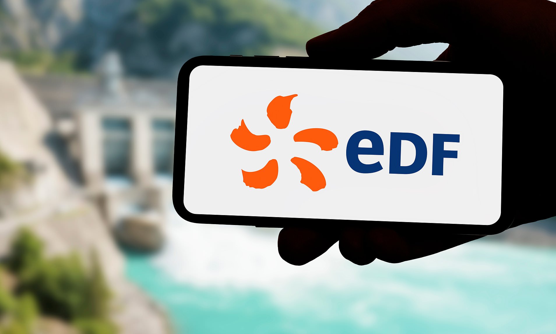 EDF launches cheapest energy fix of the major suppliers but be very ...
