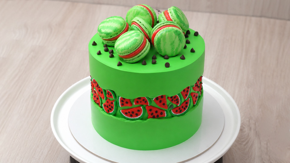 Colorful fruit cake decorating idea