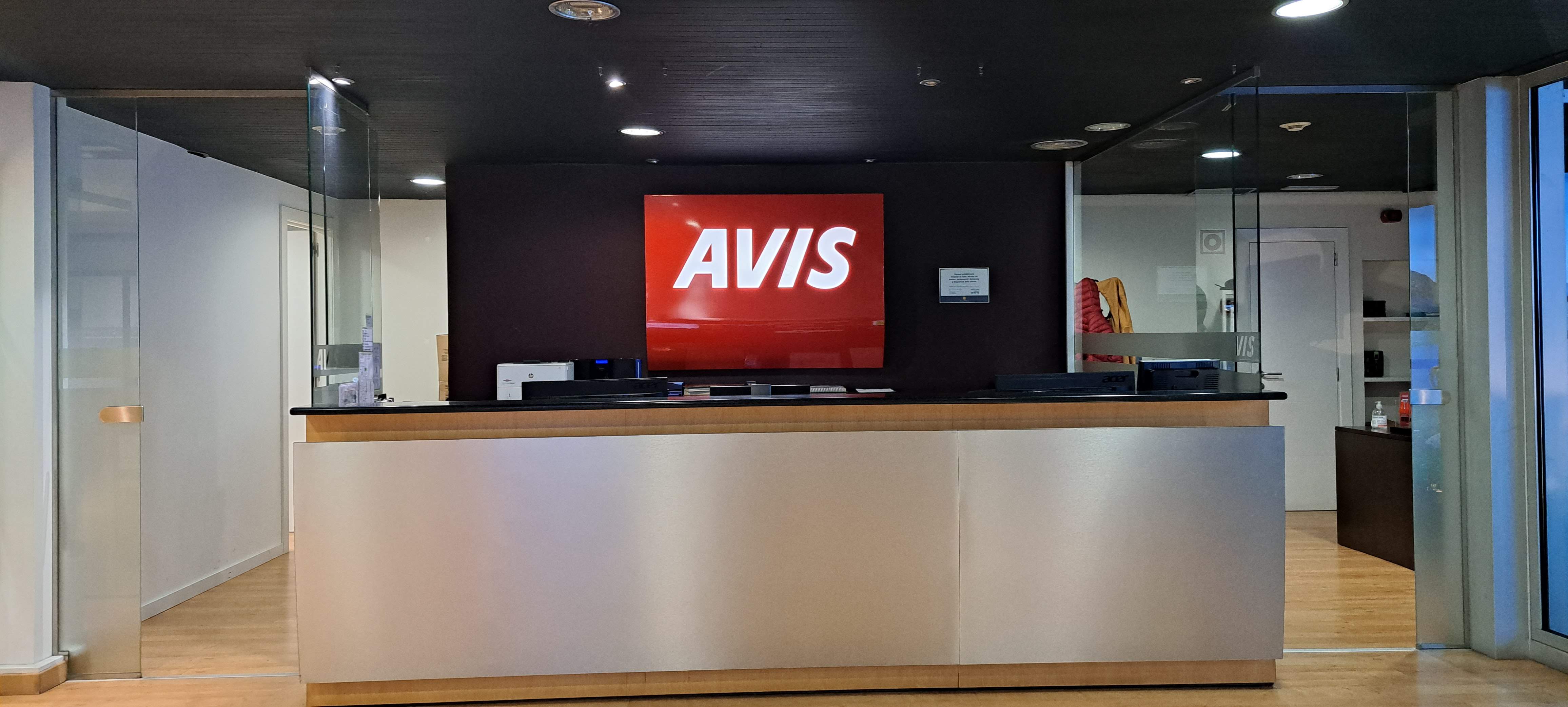 Avis despedirá 122 trabajadores en Barcelona