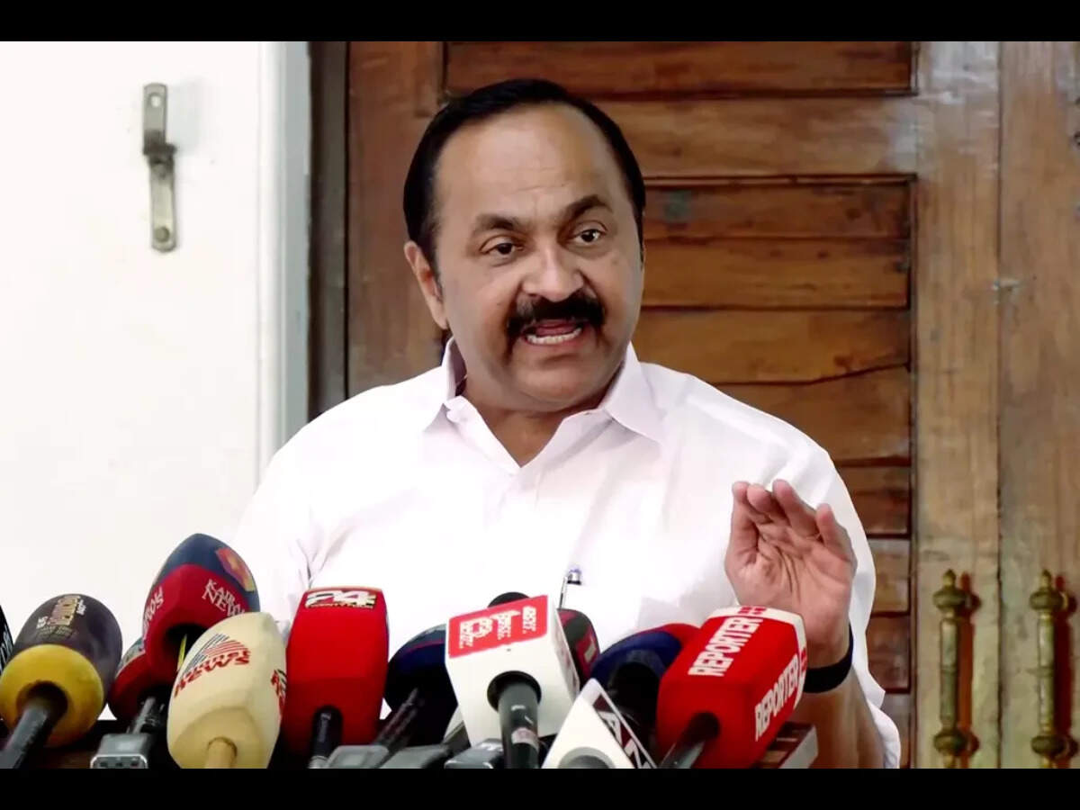 Kerala CM V D Satheesan reveals UDF was unaware full rendition of Vande ...