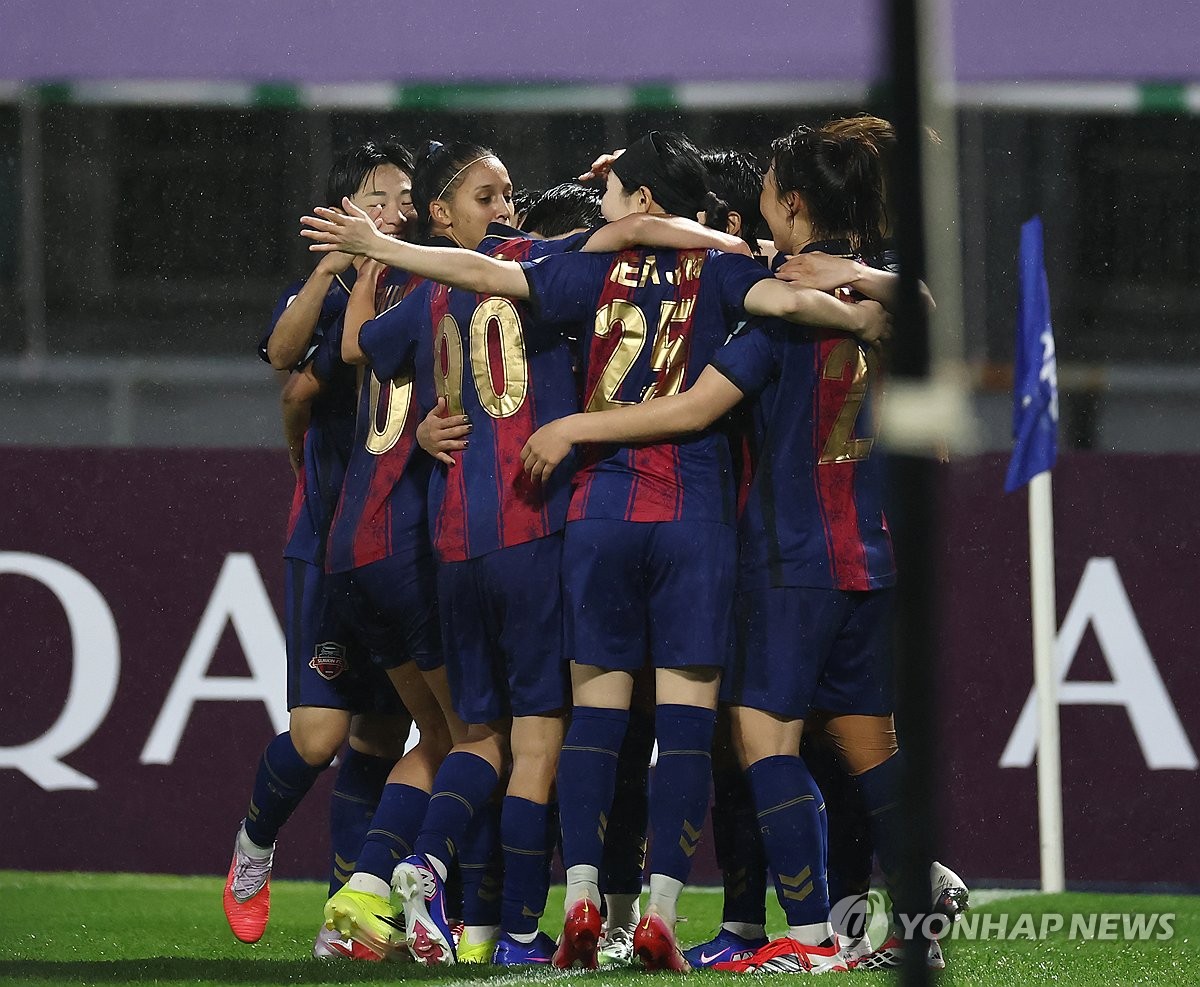 (LEAD) N Korea's Naegohyang beat S Korea's Suwon FC Women in hyped-up ...