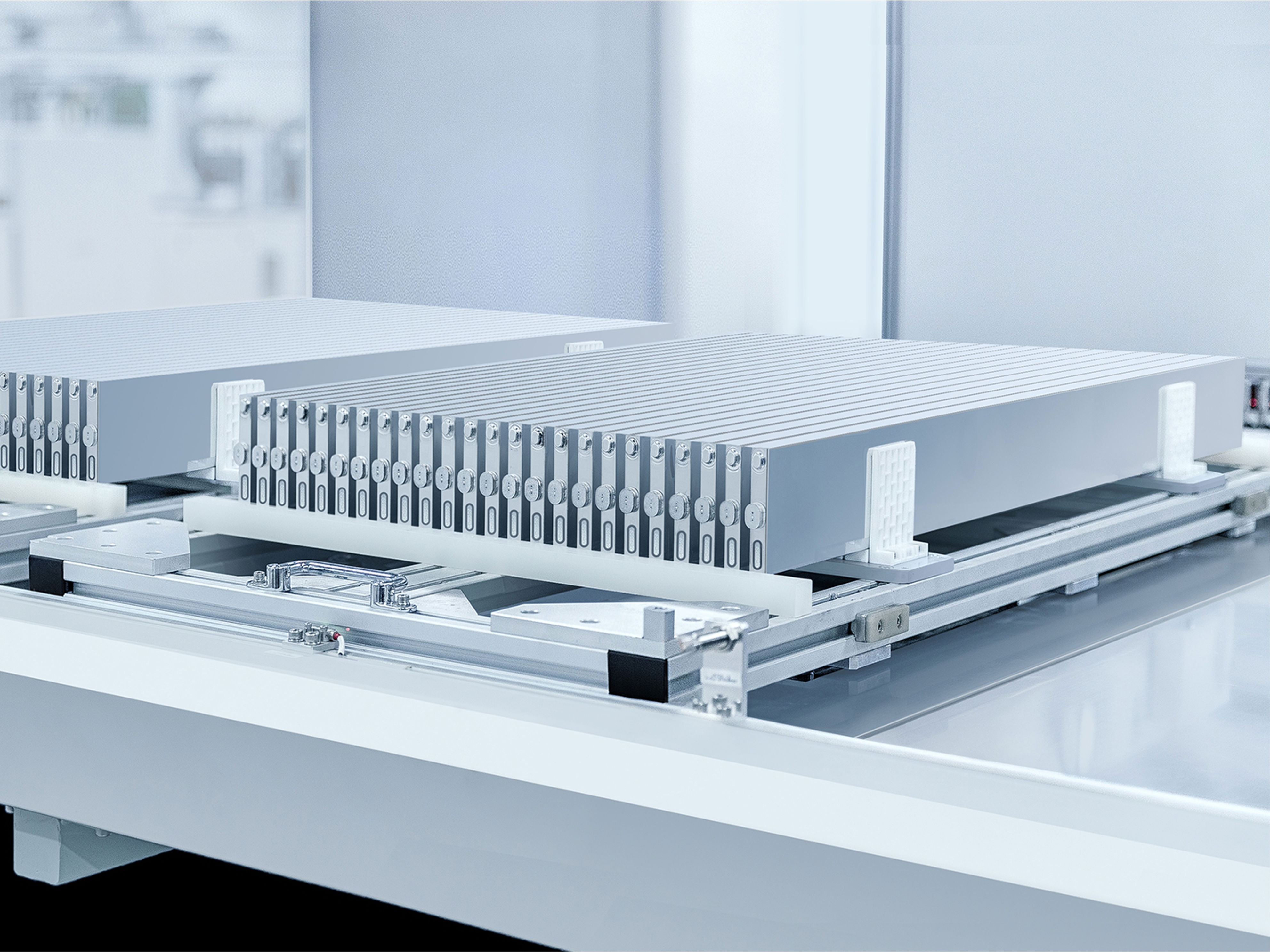 BYD Blade Battery 2.0, un test estremo evidenzia pregi e difetti: cosa ...