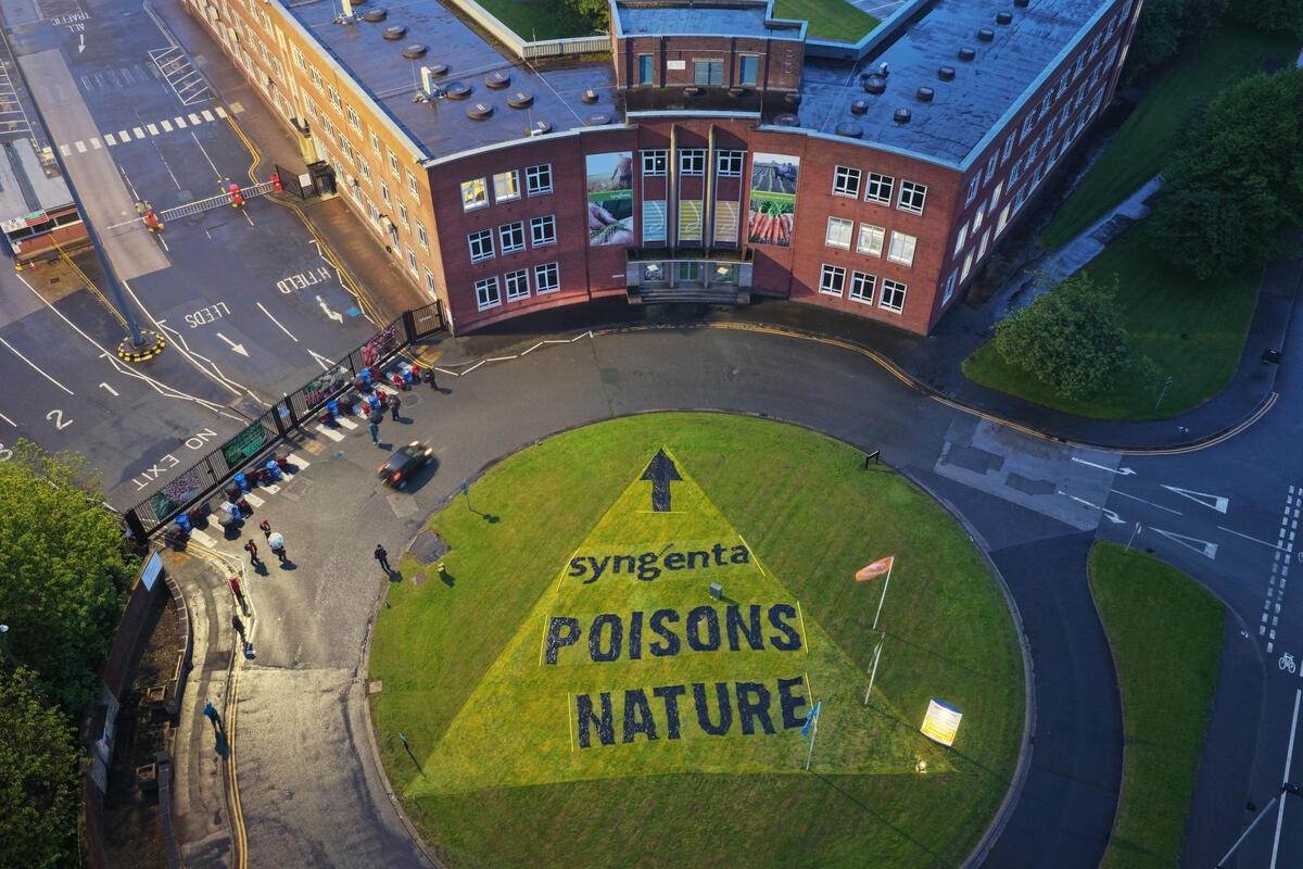 Greenpeace blockades Huddersfield HQ of Syngenta in protest over ...