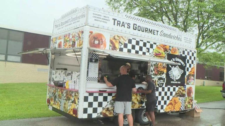 Local food truck owner shares impact of rising gas prices