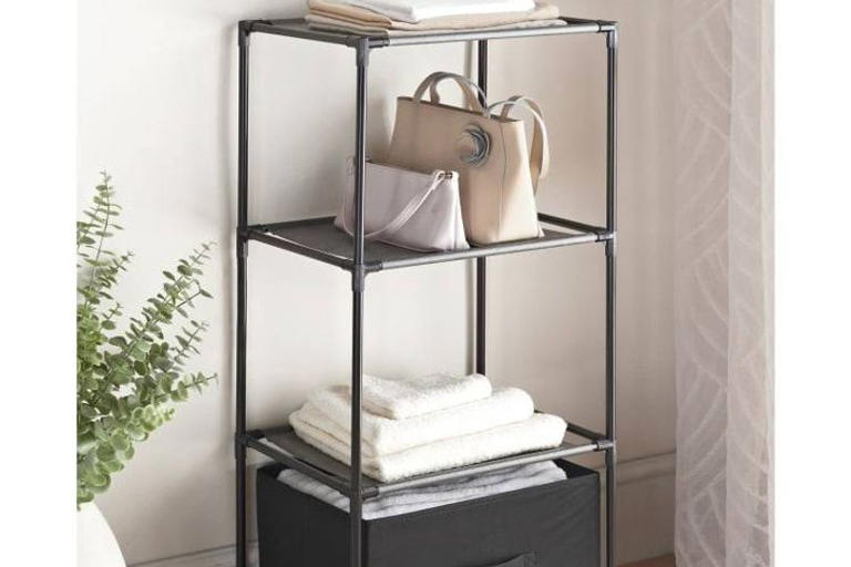 B&M selling £4 anti-clutter furniture that keeps bathrooms tidy with ...