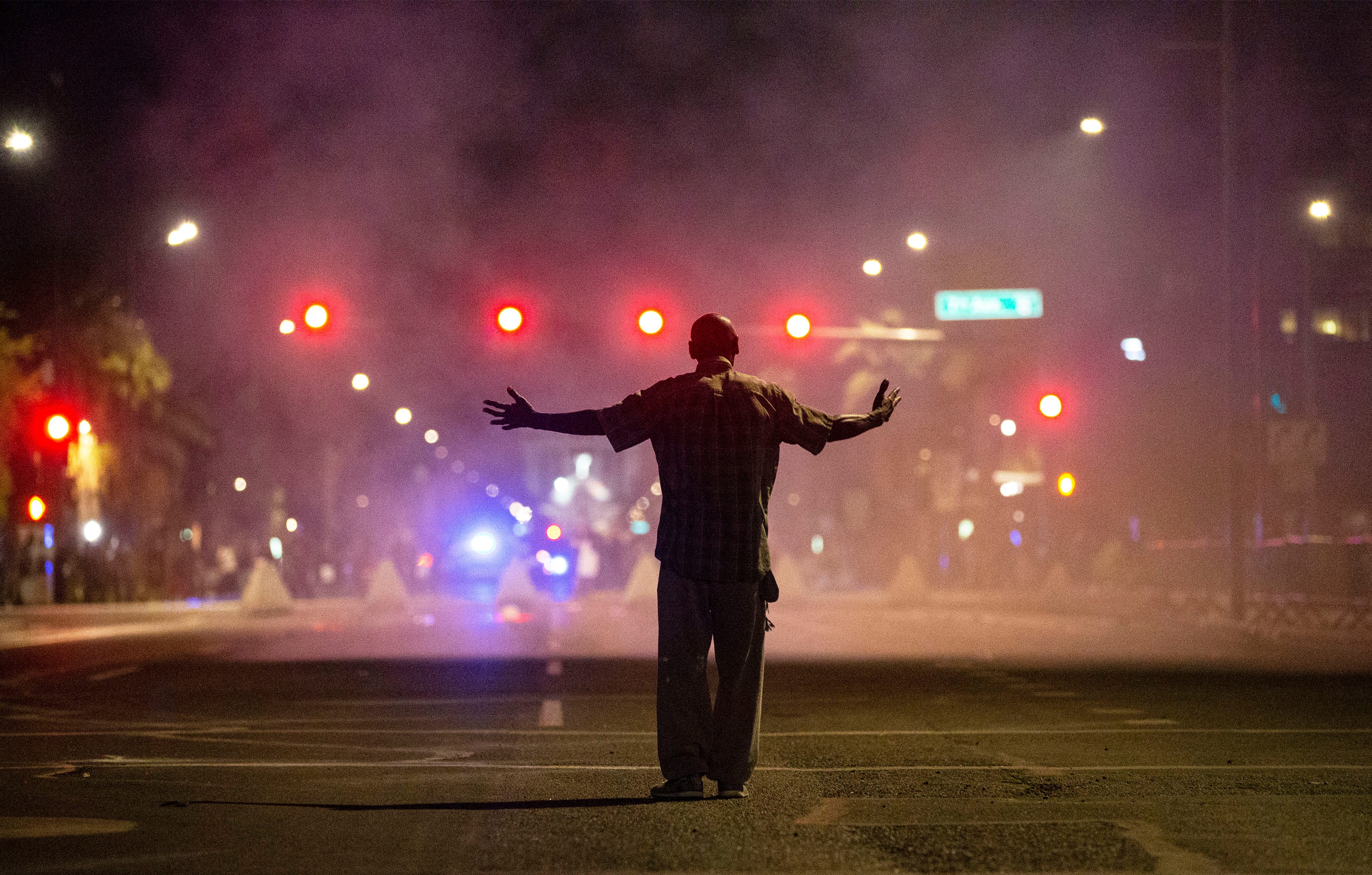 See work of award-winning Arizona Republic photographer Rob Schumacher