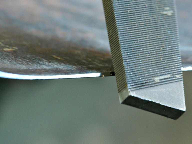 Houseworks: Sharpen, oil and repair your shovels