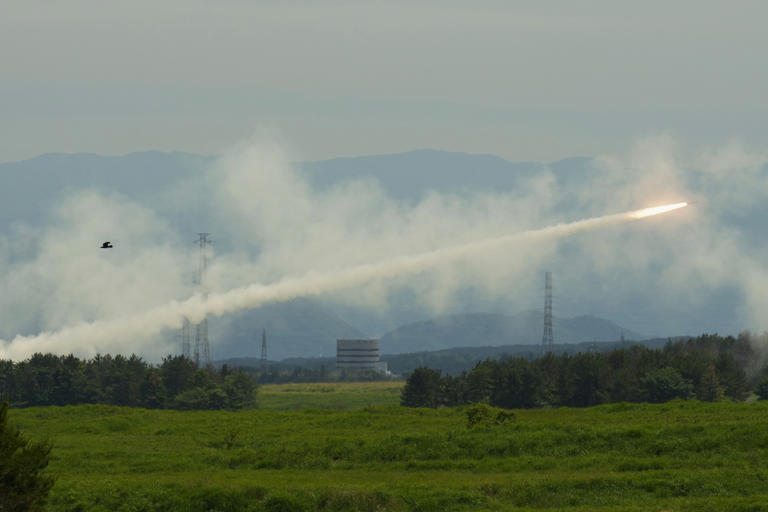 US test fires mobile rocket system near Mount Fuji in rapid 'shoot and ...