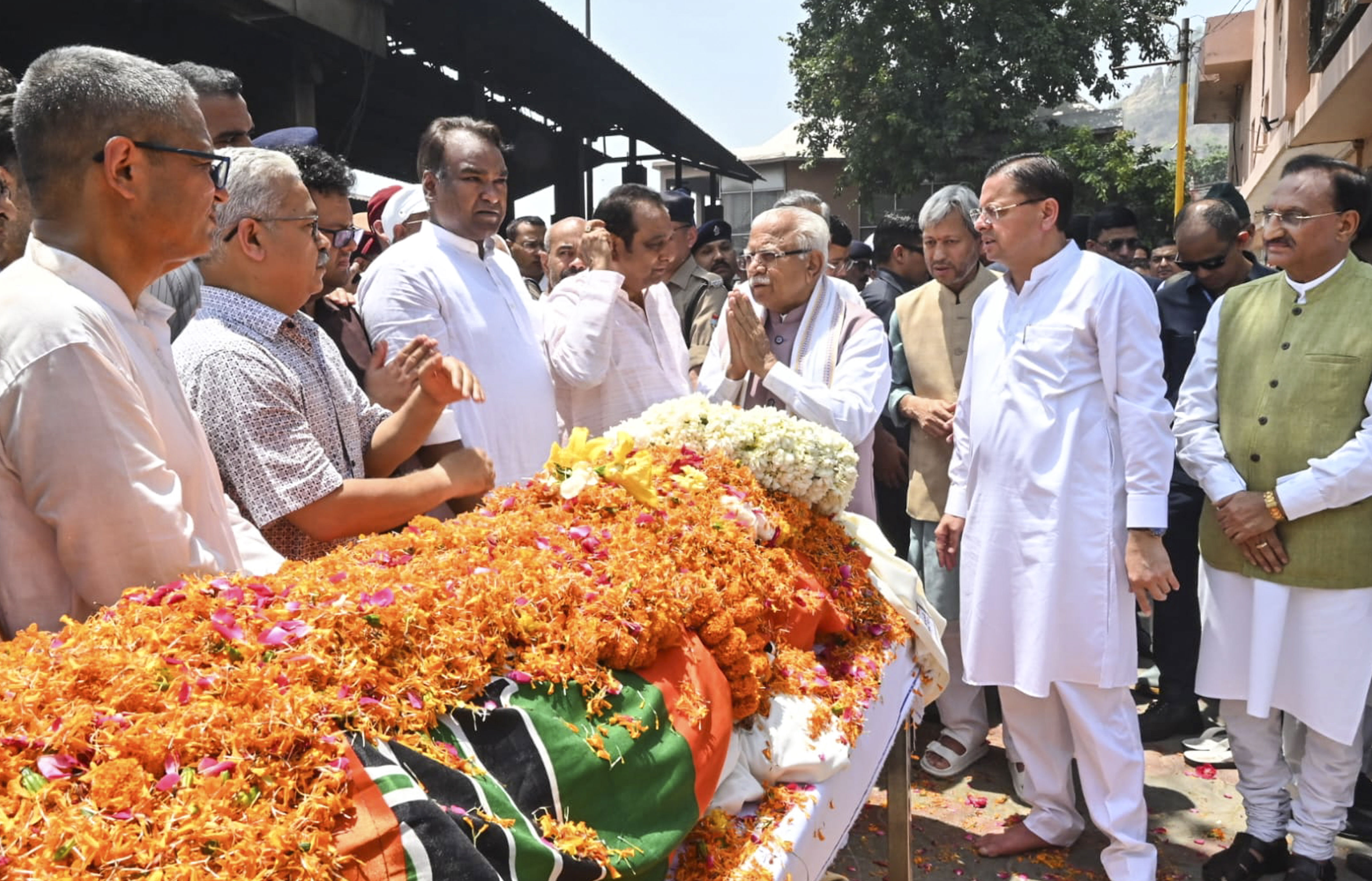 Ex-Uttarakhand CM Khanduri's mortal remains cremated with state honours