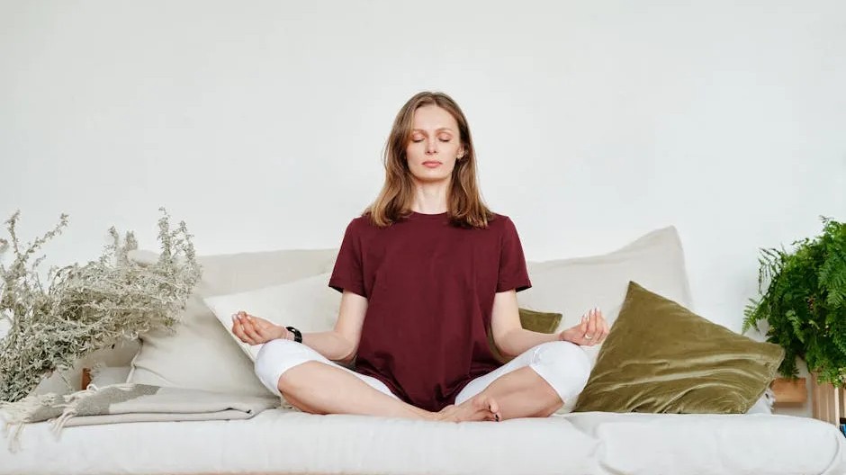 Build a consistent morning routine that energizes you in these 9 steps