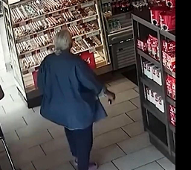Report: Mom dies of heart attack after 'attacking' Tim Hortons workers
