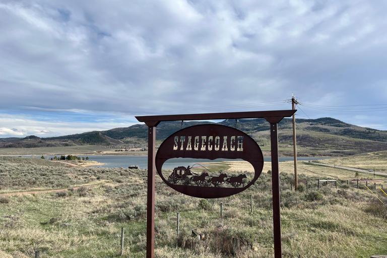 Colorado town divided over proposed private ski resort for the 0.01%