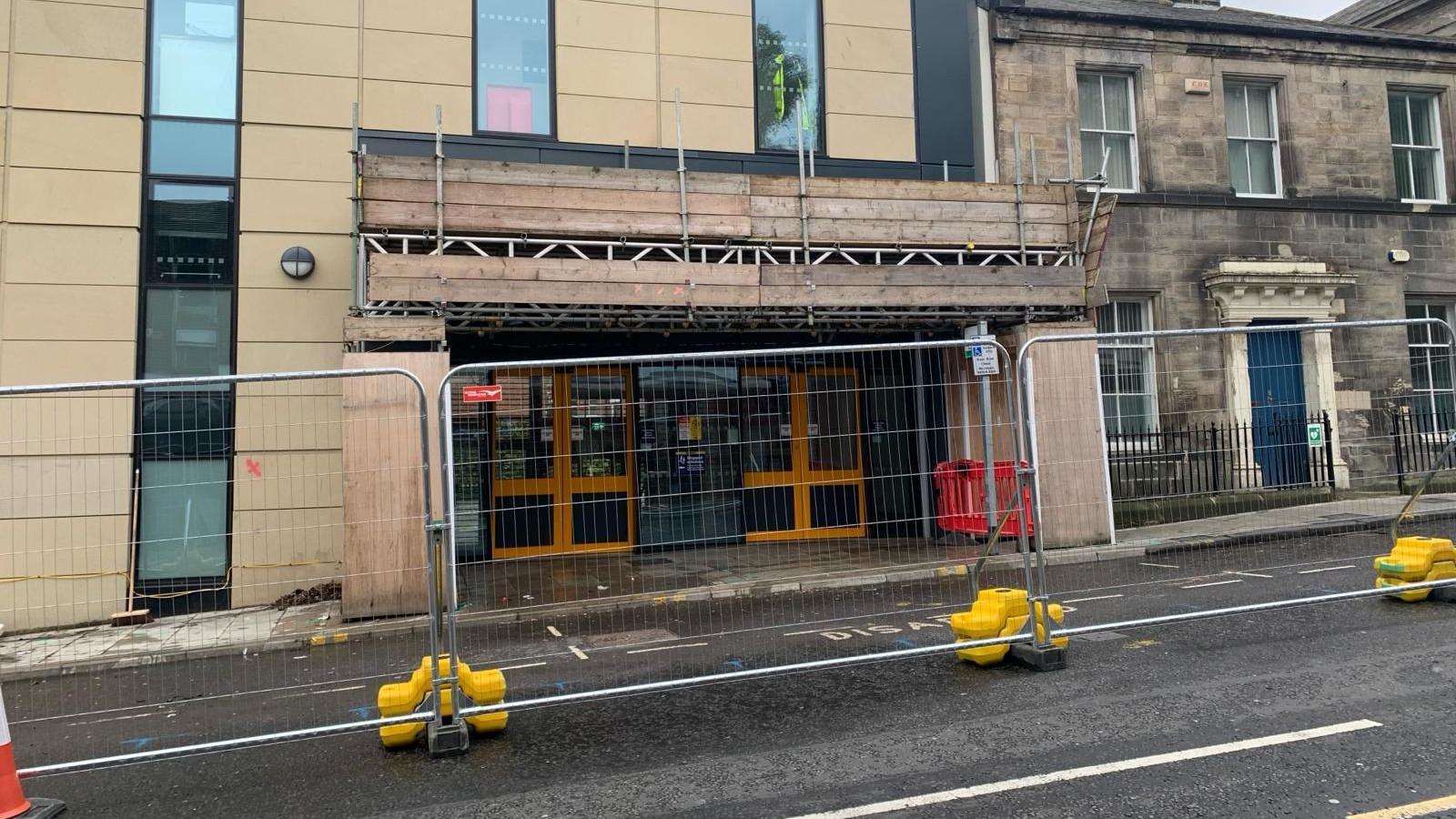 Work to replace cladding at bus station begins