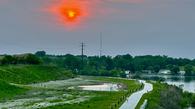 Ozone vs. particle pollution: What causes hazy skies?