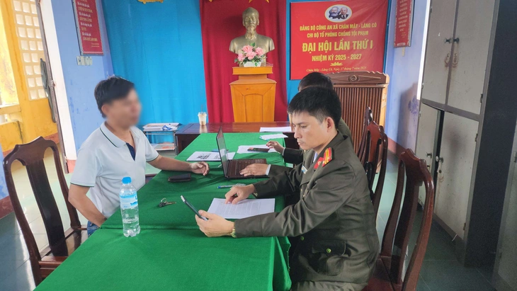 Like, share... các trang phản động của Lê Trung Khoa, 45 người ở Huế bị công an mời làm việc