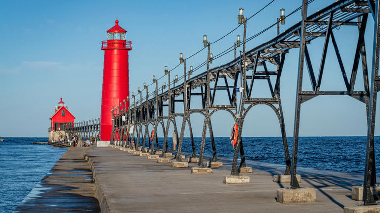 The Midwest's 6 most charming walkable piers promise sweet summer fun