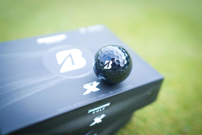 Bridgestone's limited-edition black Tour B, Tour BX balls